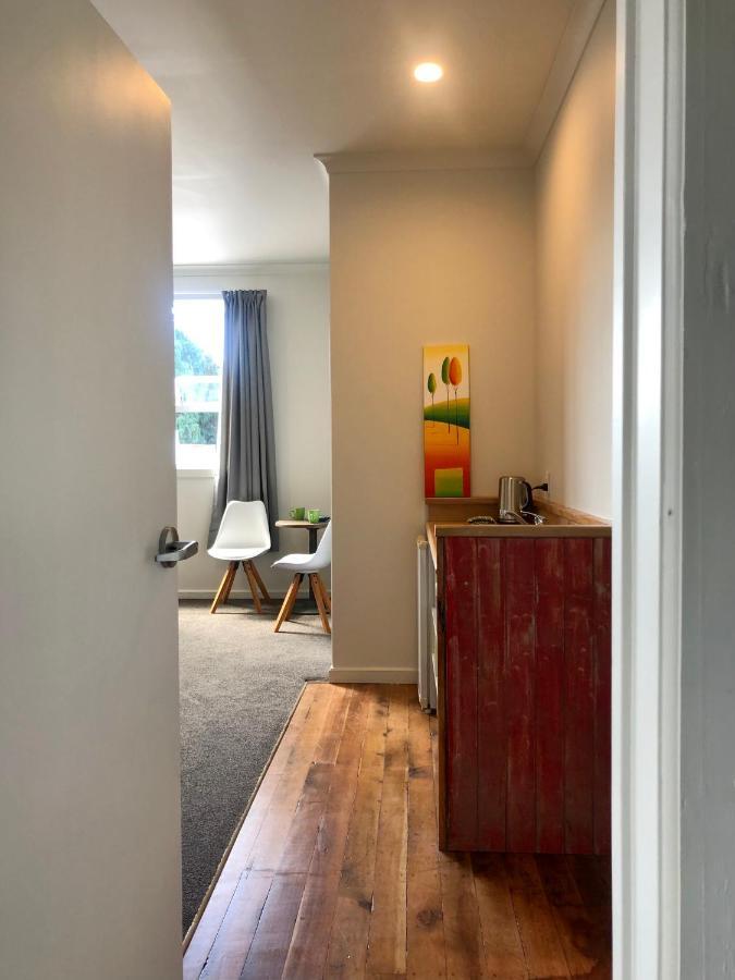 Cosy Studio Perfect For A Couple At Historic Town Raetihi 외부 사진