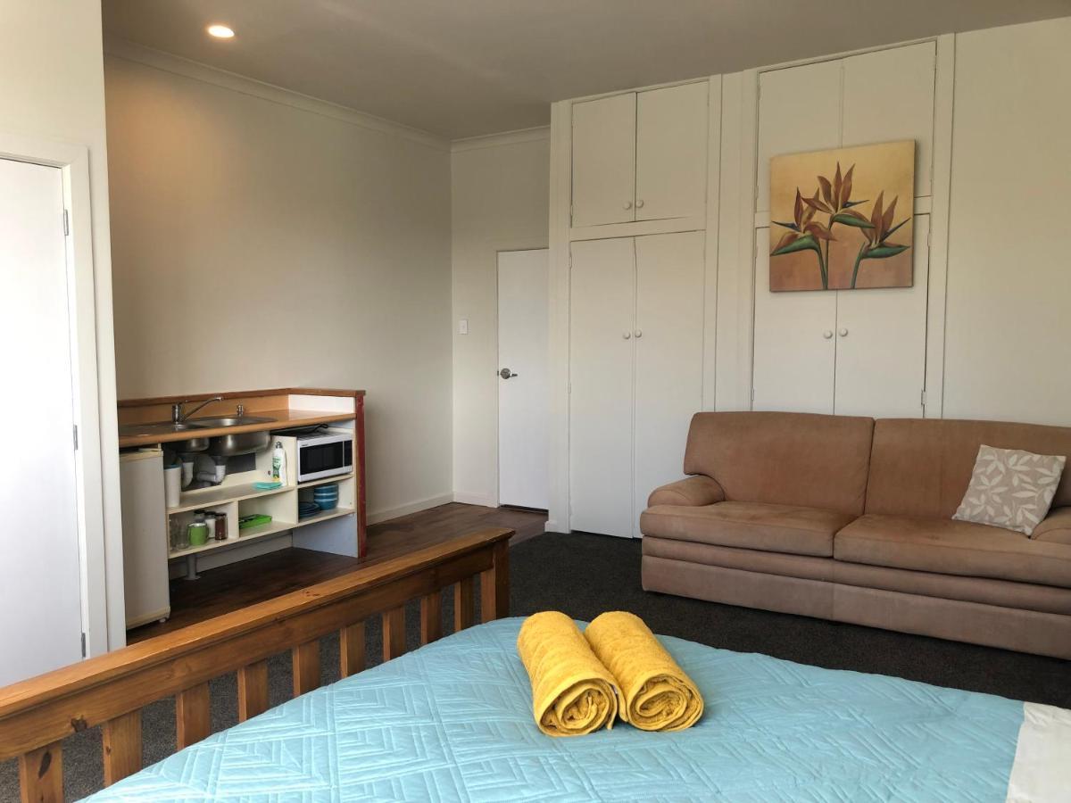 Cosy Studio Perfect For A Couple At Historic Town Raetihi 외부 사진